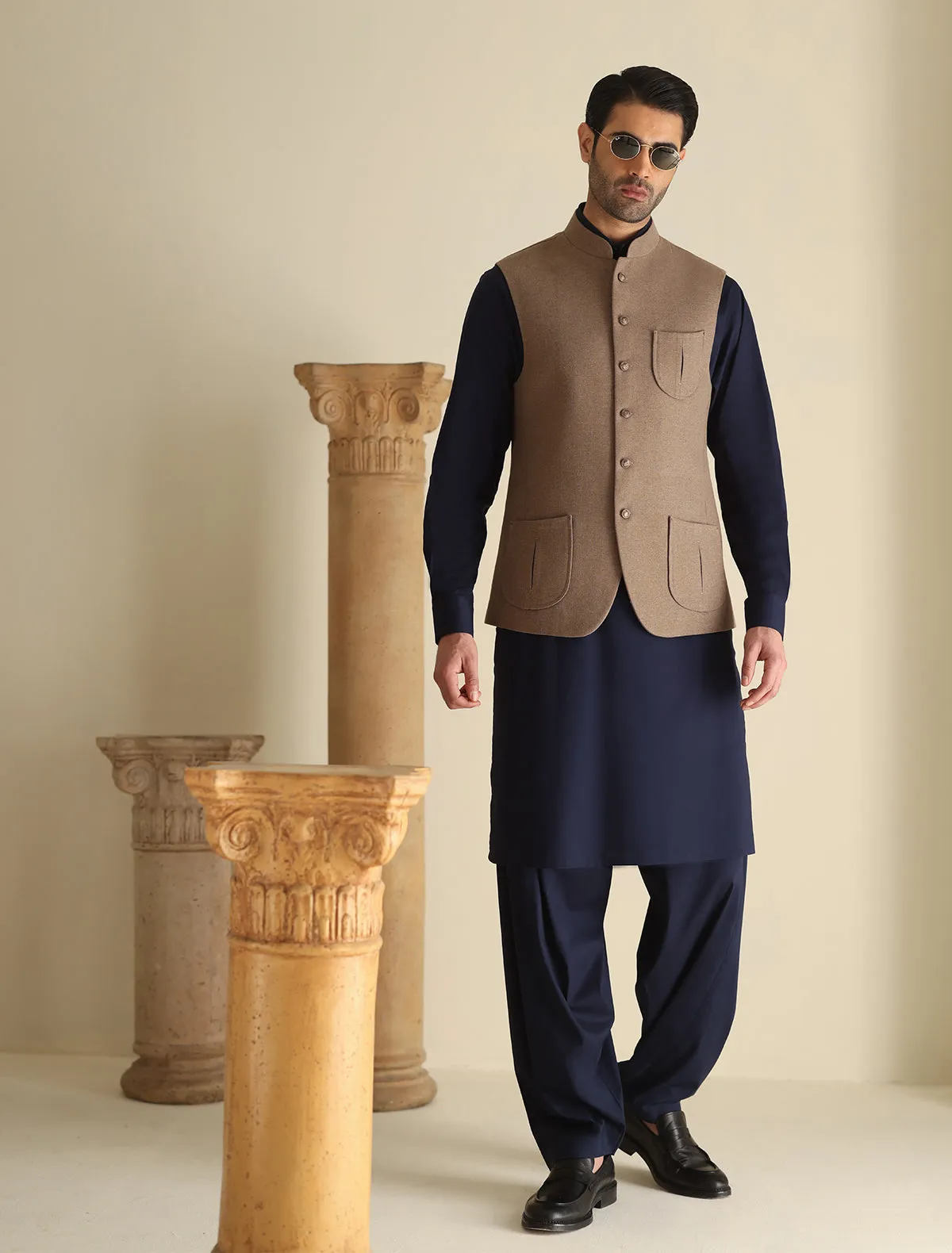 BEIGE WAISTCOAT