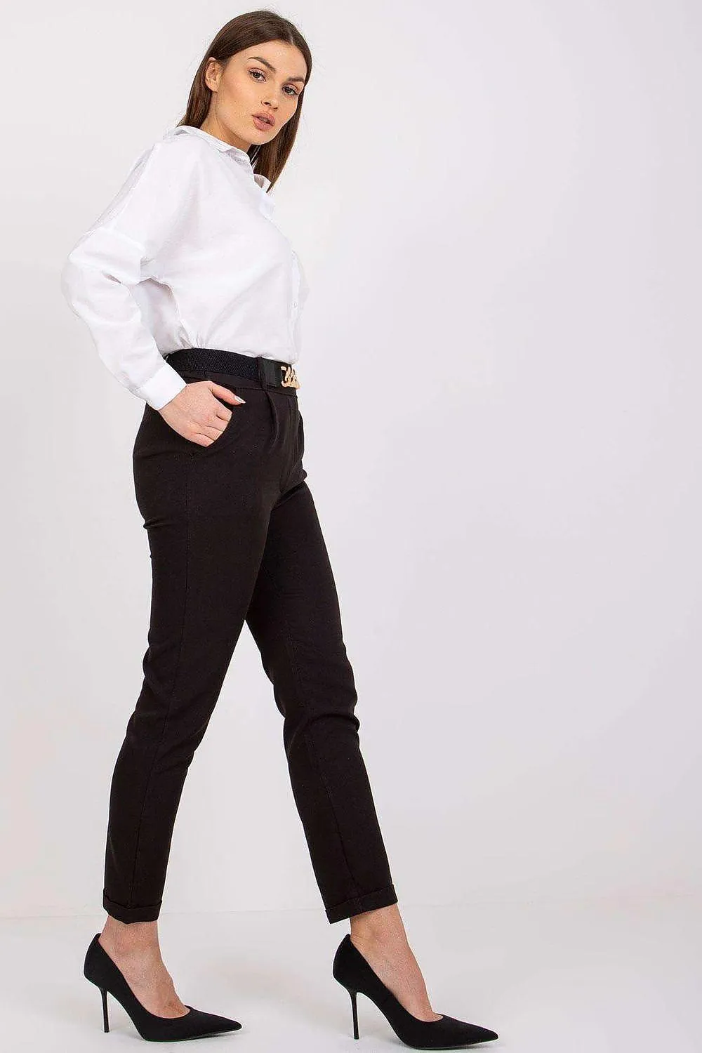 Chic Italian High-Waisted Trousers for Women: A Fashion Essential