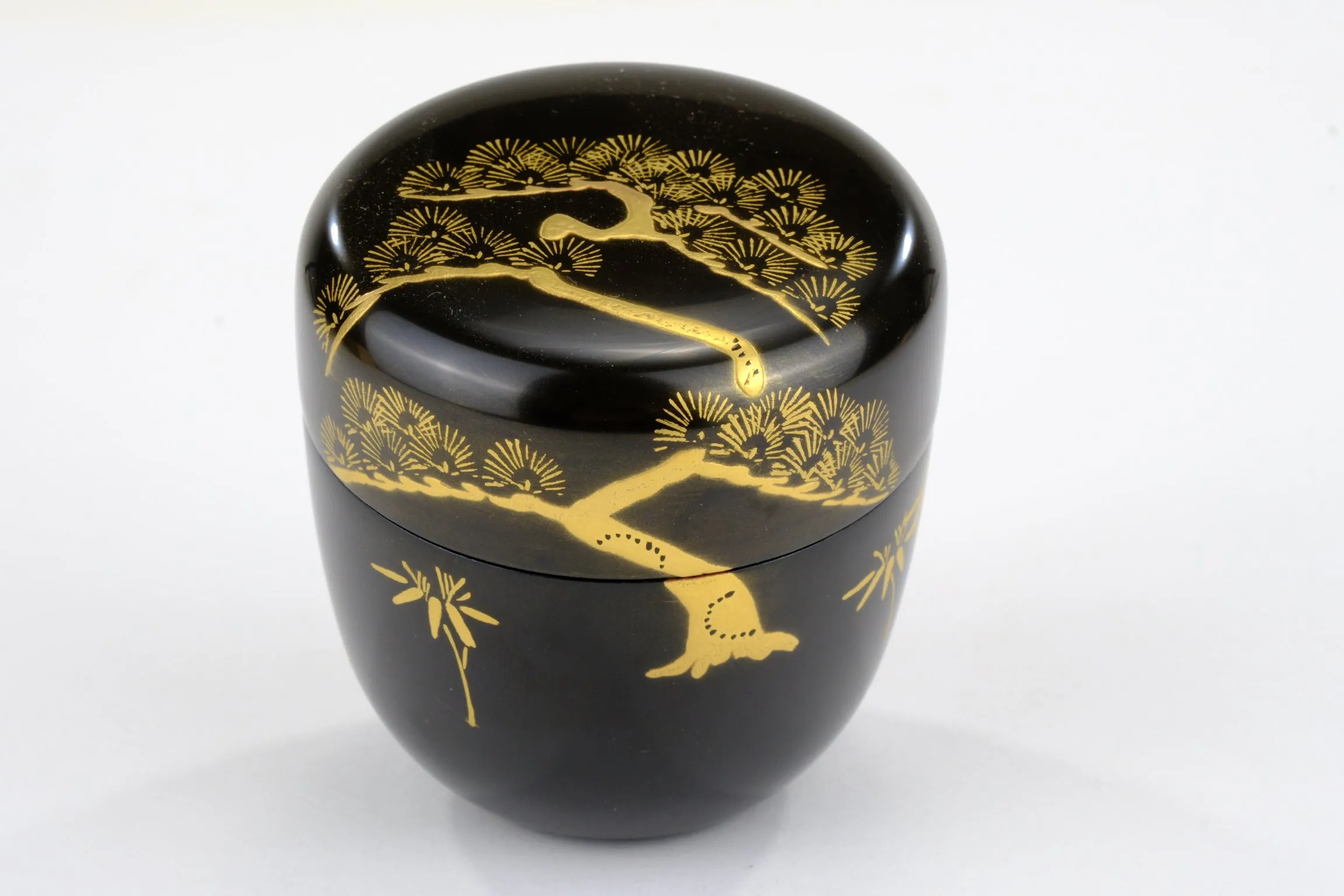 Japanese Tea Ceremony Natsume Black Lacquer Gold Makie Pine Tree