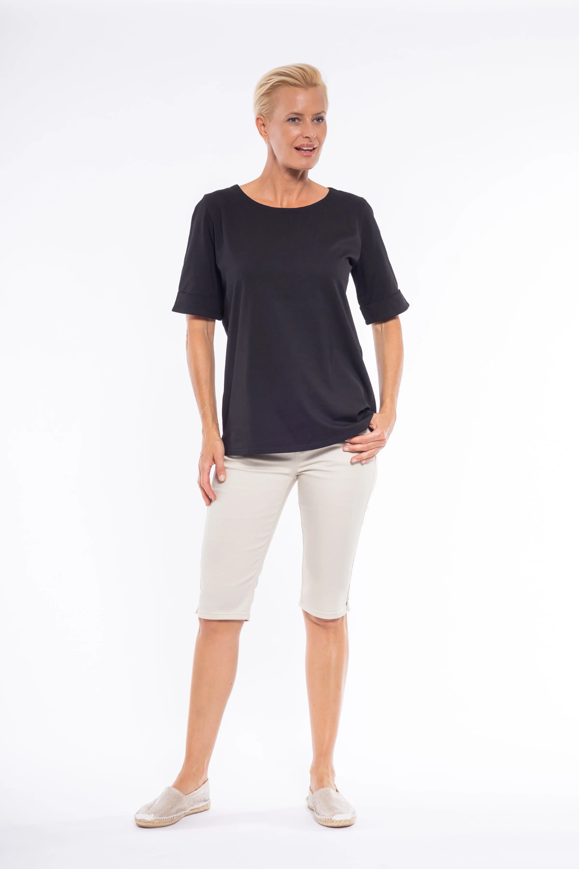 Mid Sleeve Tee by Café Latte - Black