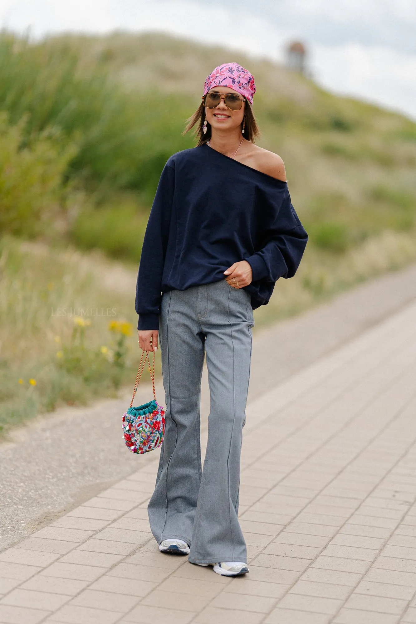 Olga off shoulder sweater navy