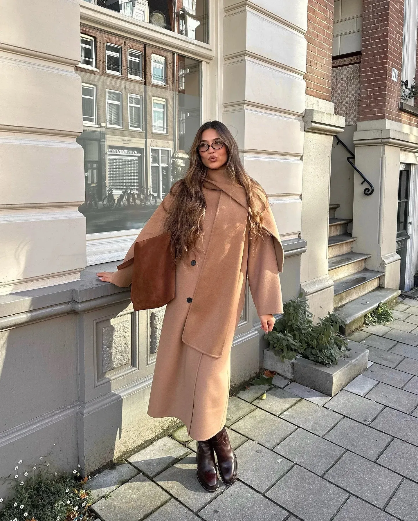 TAVIMART  -  Women Elegant Brown Long Woolen Coats With Scarf Fashion Double Breasted Oversized Thicken Overcoats Lady Daily Streetwear