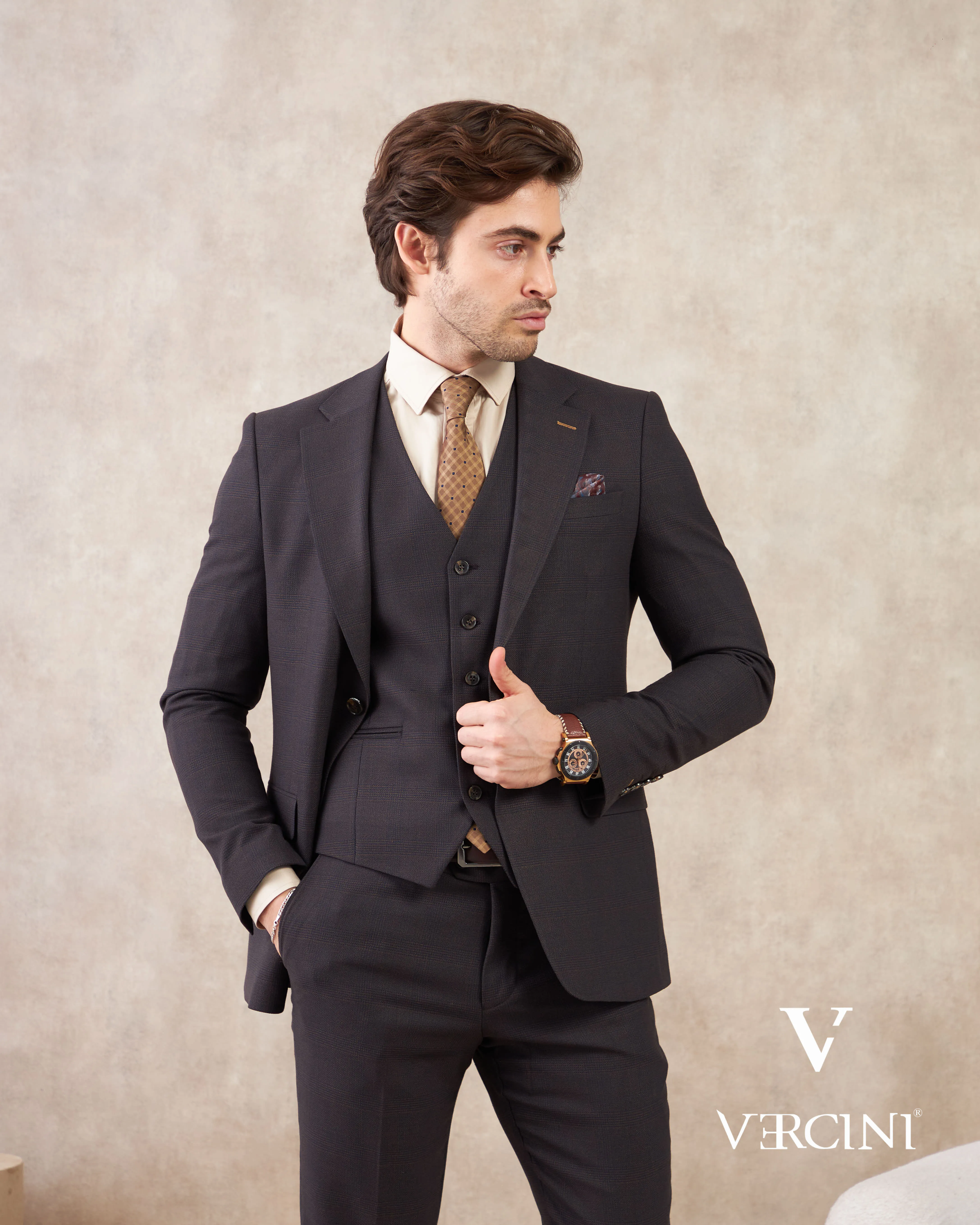 Vercini Milano Elegance Three-Piece Men's Suit