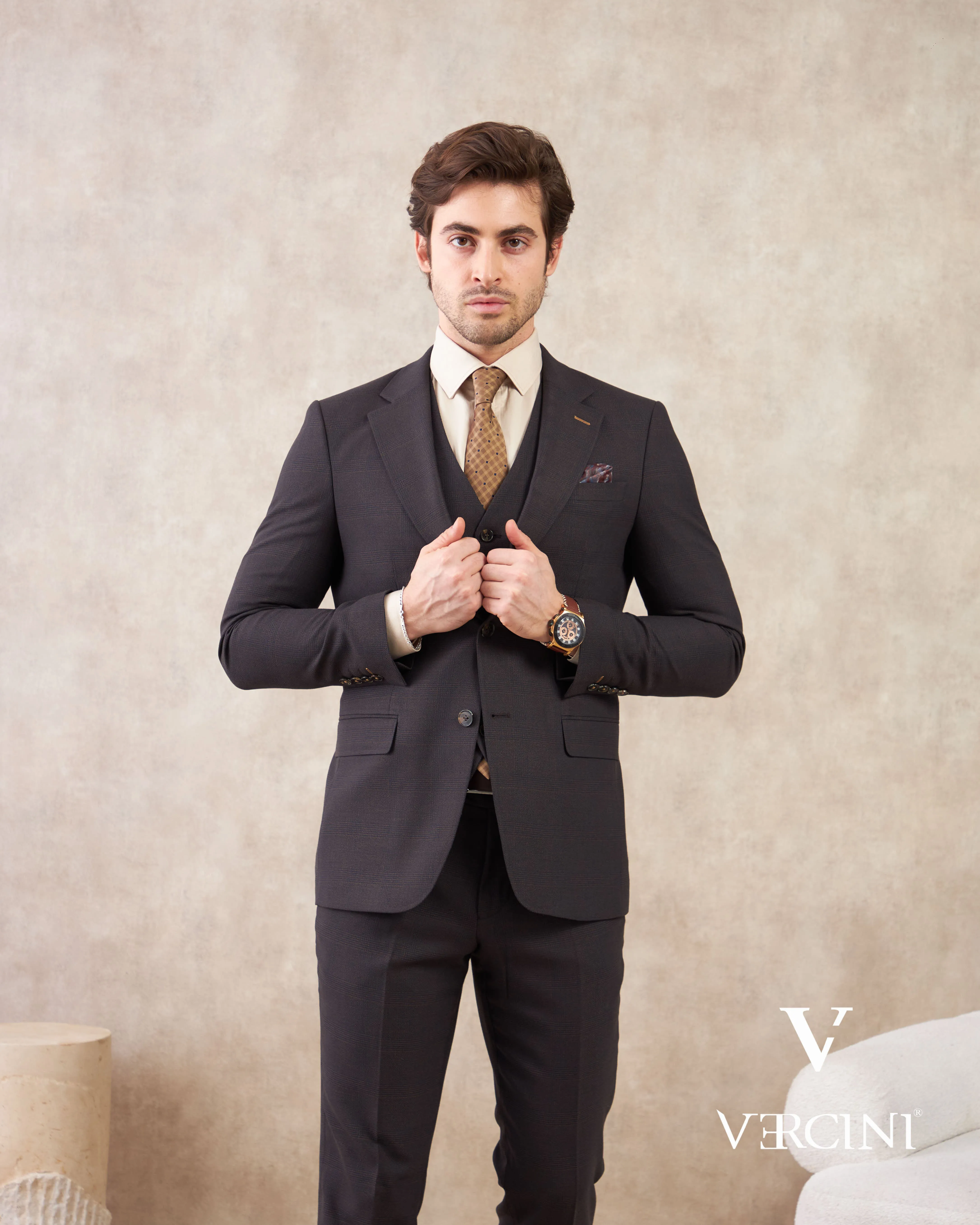 Vercini Milano Elegance Three-Piece Men's Suit